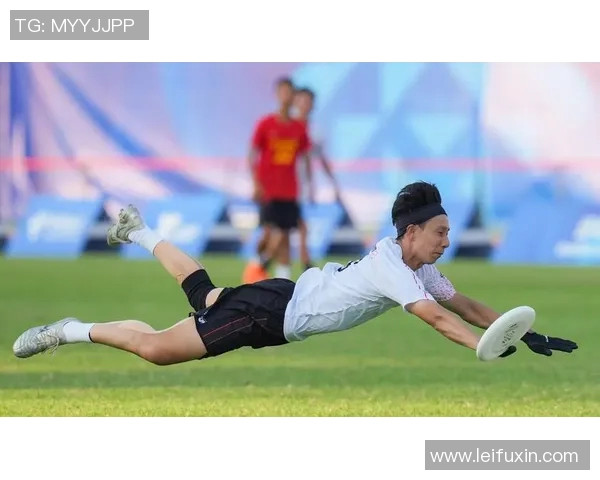 成都飞盘队在攀岩联赛中的精彩表现与状态分析