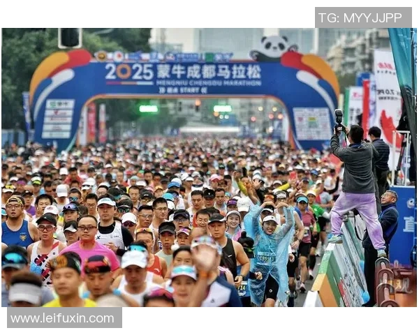 成都滑板队在城市马拉松积分榜中以98分稳居第一名