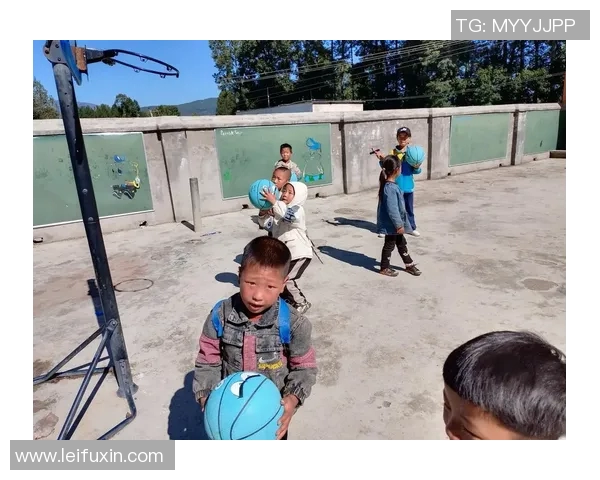 从街头到赛场:陈芳的篮球梦想与人生旅程